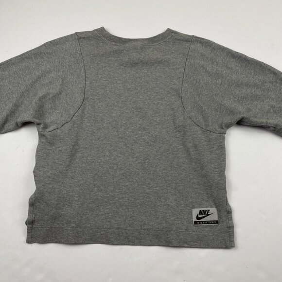 Nike International Paris Cropped T-Shirt Women’s XS Crop Top Gray Crew Neck - Picture 7 of 8